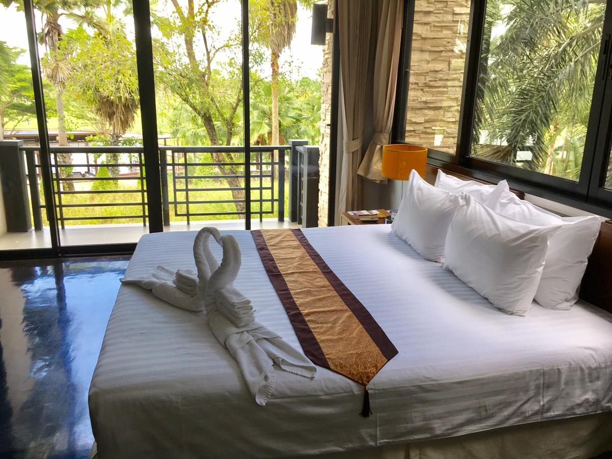 Suwan Golf & Country Club Konuk evi Nakhon Chai Si Dış mekan fotoğraf